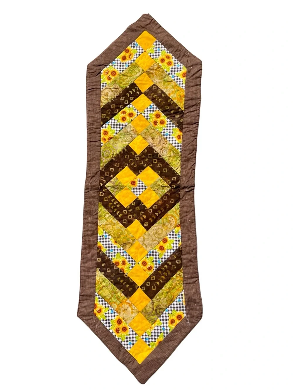 Beautiful combination of colors! Excellent condition, measures 48” x 14”.